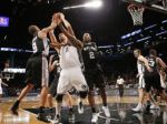 Video: Philadelphia sa vyhla potupe, tréner Spurs sa jedoval