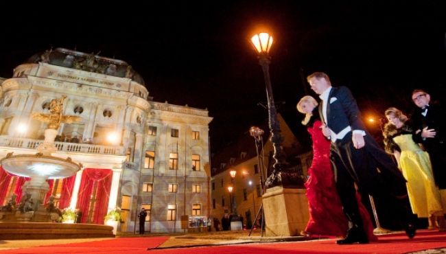 Chystá sa pätnásty ročník Plesu v opere, režisérom bude žena