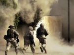 V Afganistane zostane o tisíc amerických vojakov viac