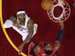 Video: Čierna séria Detroitu trvá, LeBron spasil Cleveland