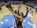 Video: LeBron je zranený, Oklahoma využila jedinečnú šancu