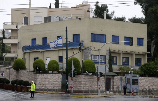 Neznámy útočník strieľal na izraelské veľvyslanectvo v Grécku