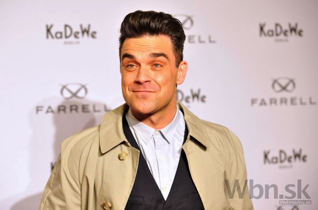 Robbie Williams zverejnil lyric video k piesni The Pilot