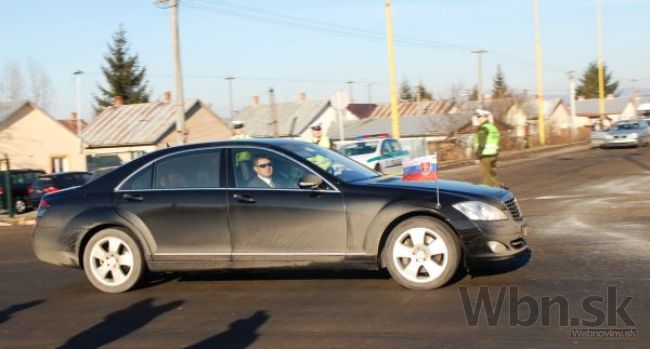 Ficov kabinet odklepol limity pre nákup áut v štátnej správe