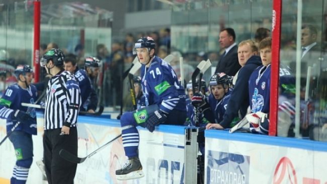 Hokejistov Vladivostoku ochromil vírus,  zápasy KHL odložili
