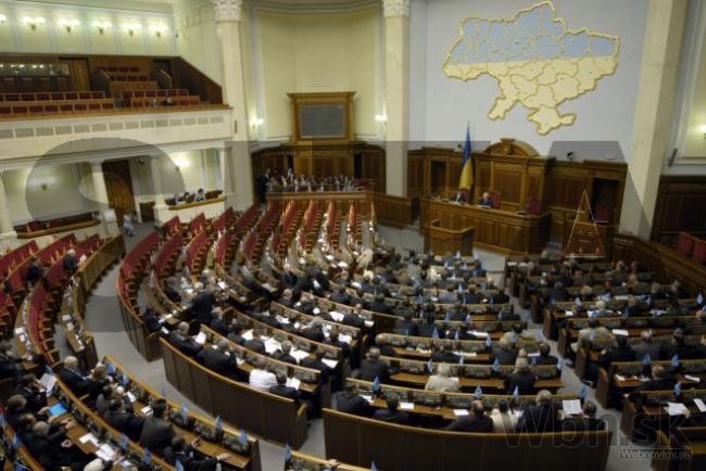 Ukrajinský parlament zrušil neutrálny štatút krajiny