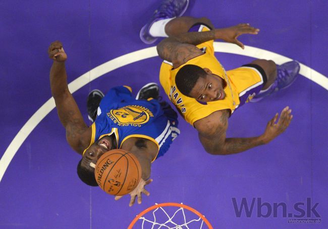 Video: Lakers zdolali lídra, Philadelphia otočila zápas