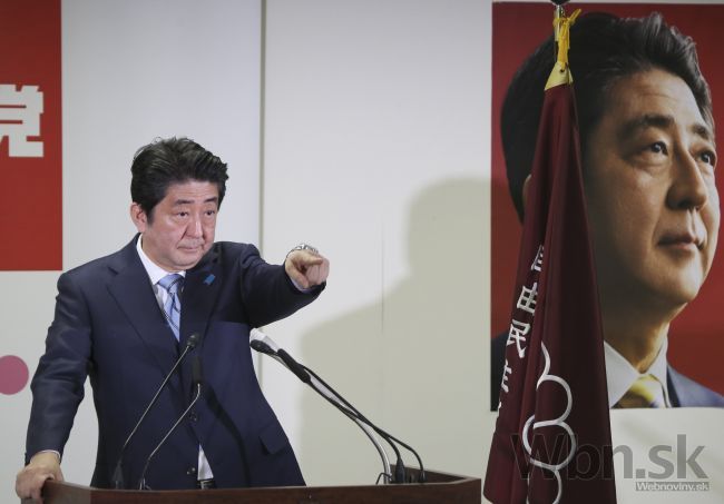Staronový japonský premiér dostal dôveru parlamentu