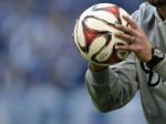 Nemeckí a britskí vojaci si v Afganistane zahrali futbal