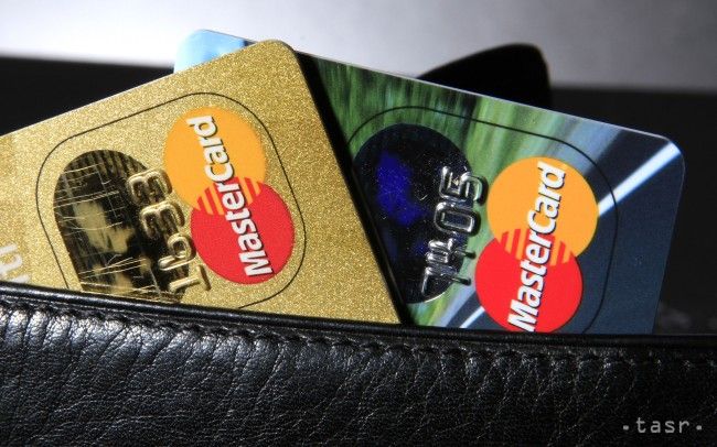 Visa a MasterCard na Kryme  ukončili činnosť