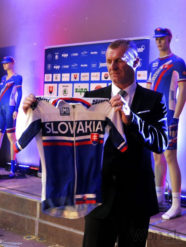 Slovenskí cyklisti majú nové dresy, dominuje nápis Slovakia