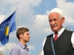 Srbský prezident Nikolič chce referendum o Kosove