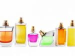 Trnavskí colníci zadržali takmer 14-tisíc falošných parfumov