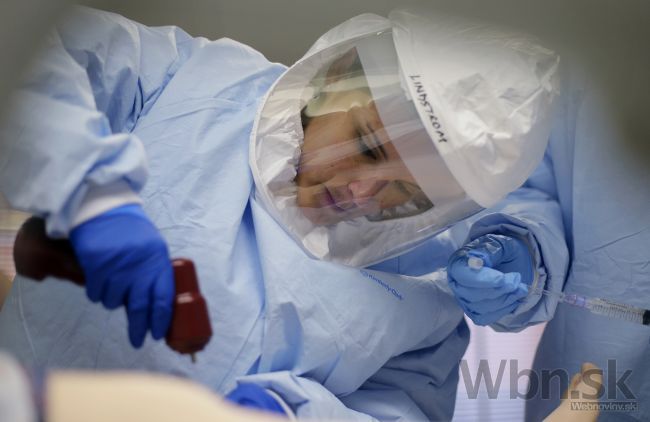Ebola je v Británii, nakazila sa zdravotná pracovníčka