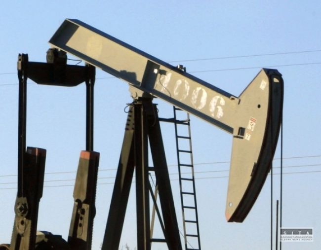 Cena ropy ukončila rok s druhou najväčšou stratou