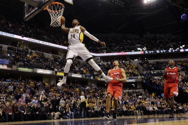 Video: Top 10 smečov roka v NBA, predviedol ho Paul George