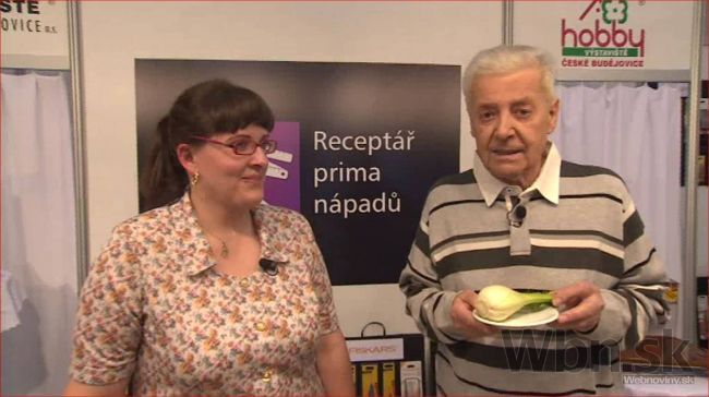 Česi sa rozlúčili s obľúbeným moderátorom Přemkom Podlahom