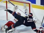 Rusko vo štvrťfinále hokejových MS do 20 rokov vyradilo USA