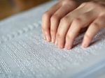Pripomíname si Svetový deň Braillovho písma