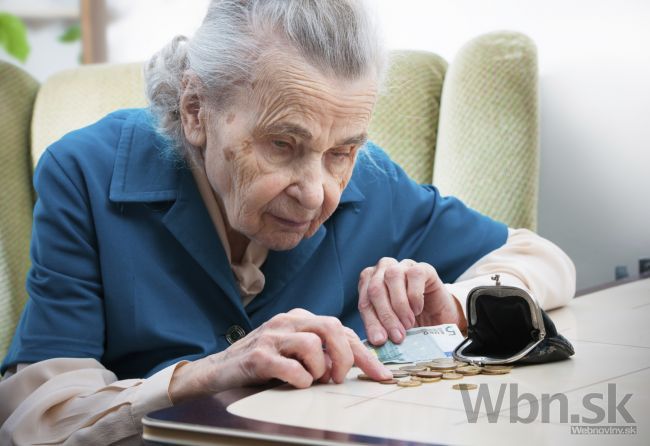 Starobní penzisti si od januára mesačne prilepšia o 5,2 eura