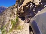 Video: Najnebezpečnejšia cesta na svete