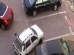 Video: Bitka o parkovacie miesto