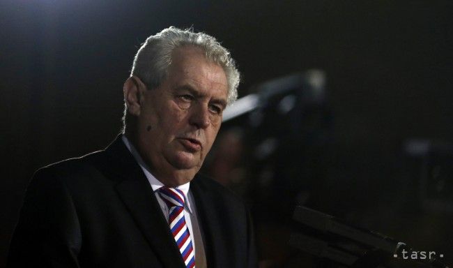 Zeman: Nemôžem Ukrajine blahoželať k národným hrdinom, ako je Bandera