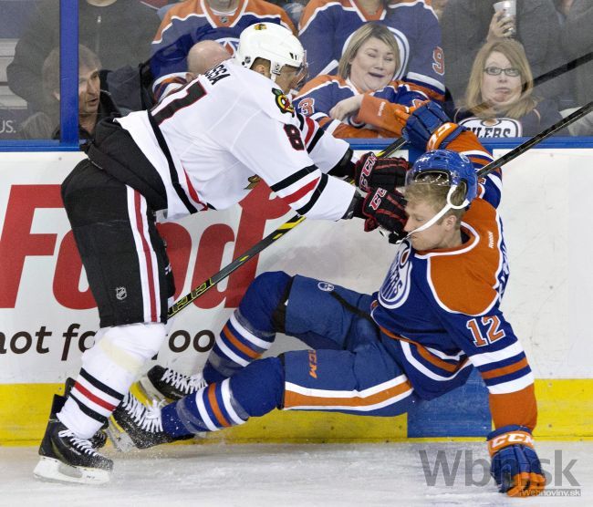 Video: Oilers šokujúco vyprášili Chicago, Hossa nabíjal