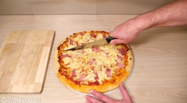 Video: Ako krájať pizzu, aby vám ostal najväčší kus