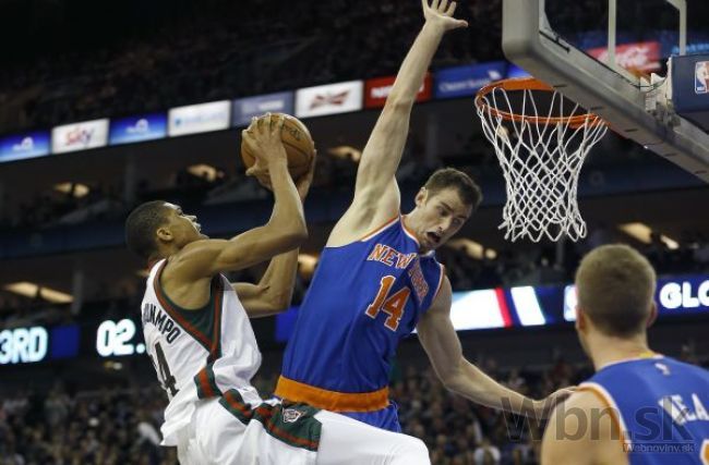 Video: Čierna séria Knicks trvá, Cleveland zdolal Lakers