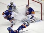 Video: Islanders zázračne obrátili skóre, Sekera s mínuskami