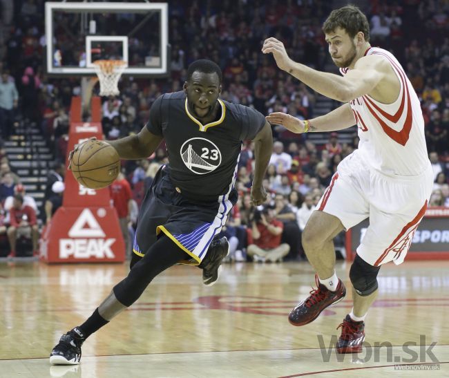 Video: Warriors nastrieľali 131 bodov, Hawks opäť zvíťazili