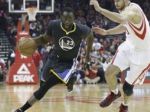 Video: Warriors nastrieľali 131 bodov, Hawks opäť zvíťazili
