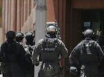 Austrália sa bojí o policajtov, zvýšila stupeň ich ohrozenia
