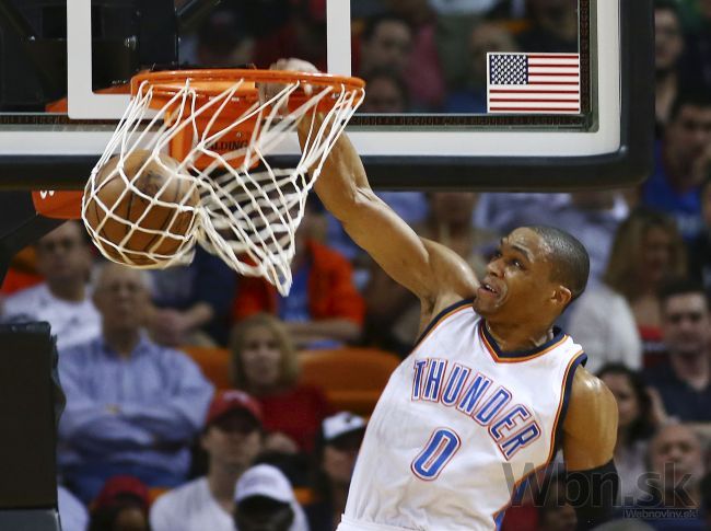 Video: Durant flirtoval s triple-double, Oklahoma vyhrala
