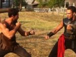 Zomrel herec a majster bojových umení Darren Shahlavi