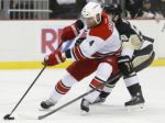 Carolina obnoví so Sekerom rokovania o zmluve v NHL