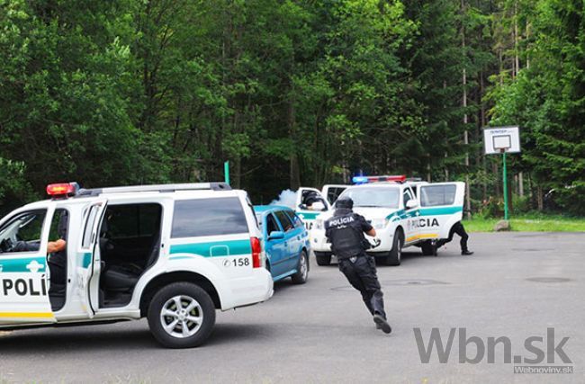 Polícia hľadá nebezpečného zločinca, môže byť ozbrojený