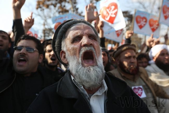 Davy ľudí v Afganistane protestovali proti Charlie Hebdo