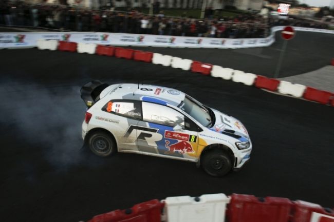 Ogier je lídrom Rely Monte Carlo, Loeb mal smolu