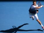 Video: López, Raonic i Wawrinka idú v Melbourne ďalej