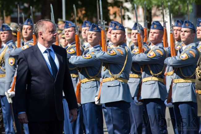 Andrej Kiska sa bude zaujímať o modernizačné prvky v armáde