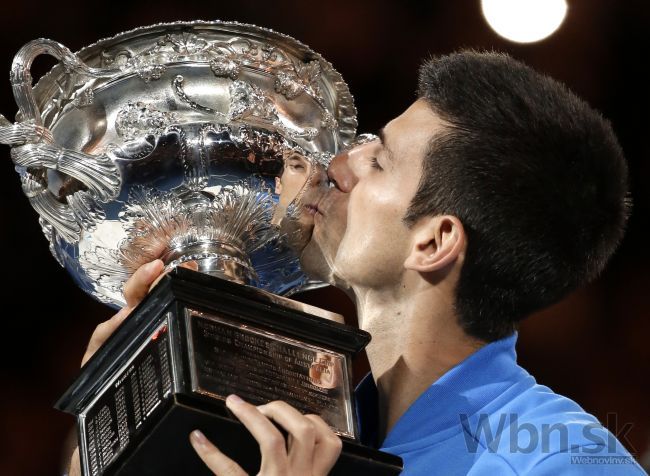 Djokovič vyhral Australian Open, Murraymu uštedril aj kanára