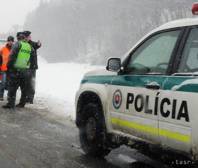 Ďalšia tragédia na ceste: Následkom čelnej zrážky podľahol mladý vodič