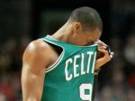 Video: Po víkendovom krvavom zápase NBA má Rondo zlomený nos