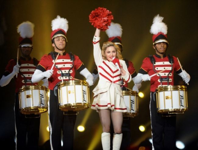 Na udeľovaní BRIT Awards vystúpi aj Madonna