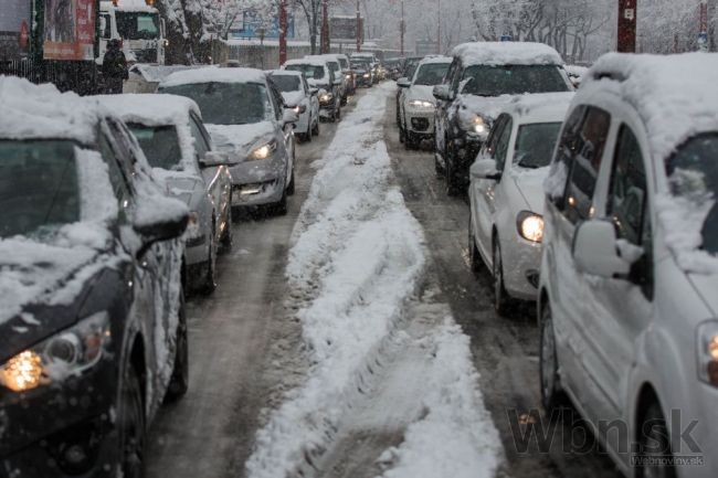 Poslanci o drahej údržbe zavádzajú, mesto ušetrilo milióny €