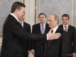Azarov: Pre Janukovyča bol pripravený rovnaký osud, aký pre Kaddáfího