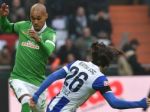 Video: Brémy vyhrali štvrtýkrát v rade, Augsburg remizoval