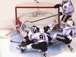 Video: Hossa strelil dva góly, Ovečkin dobehol v NHL Nasha